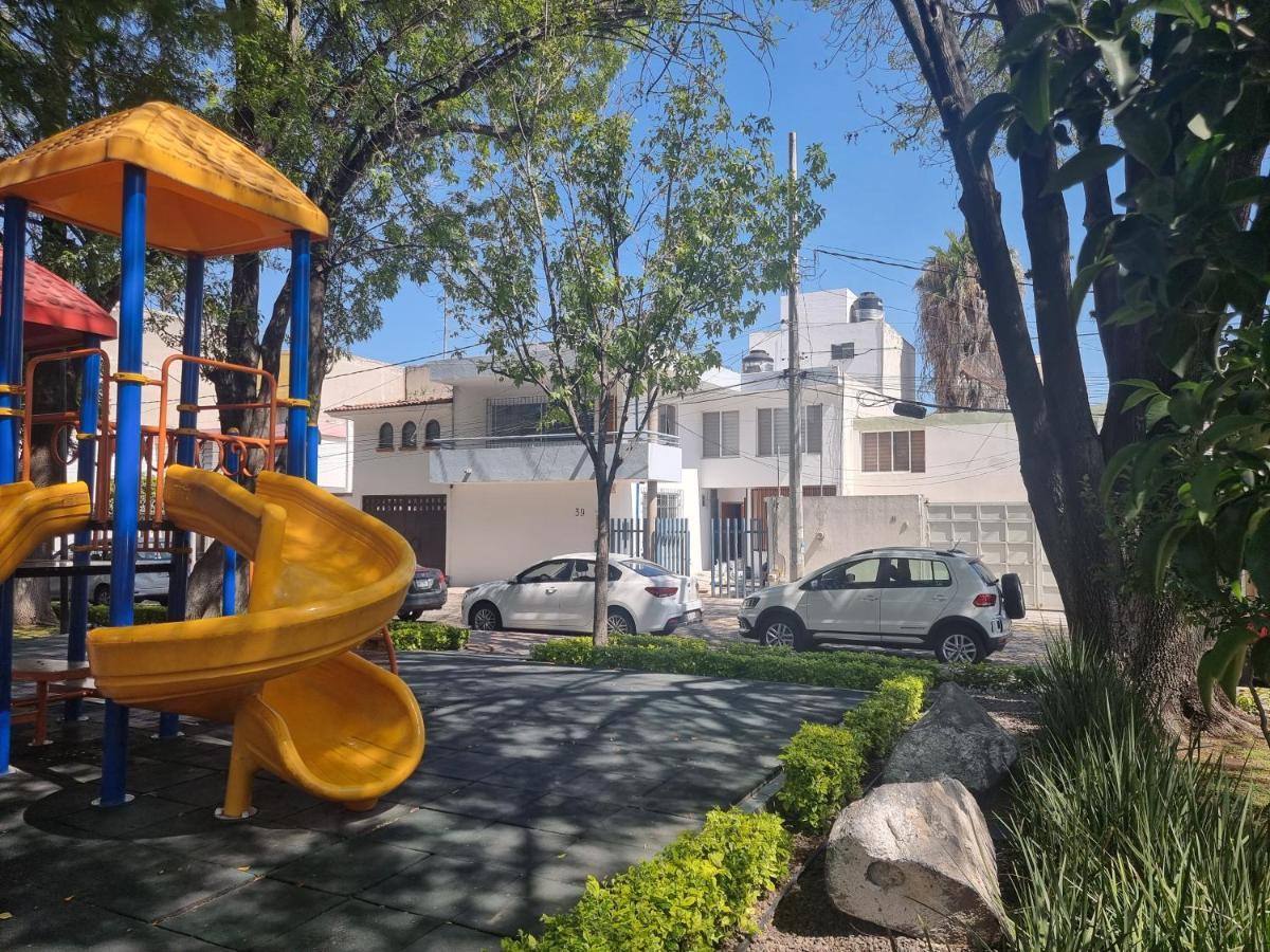 Residencia Ximatario Hotell Querétaro Exteriör bild
